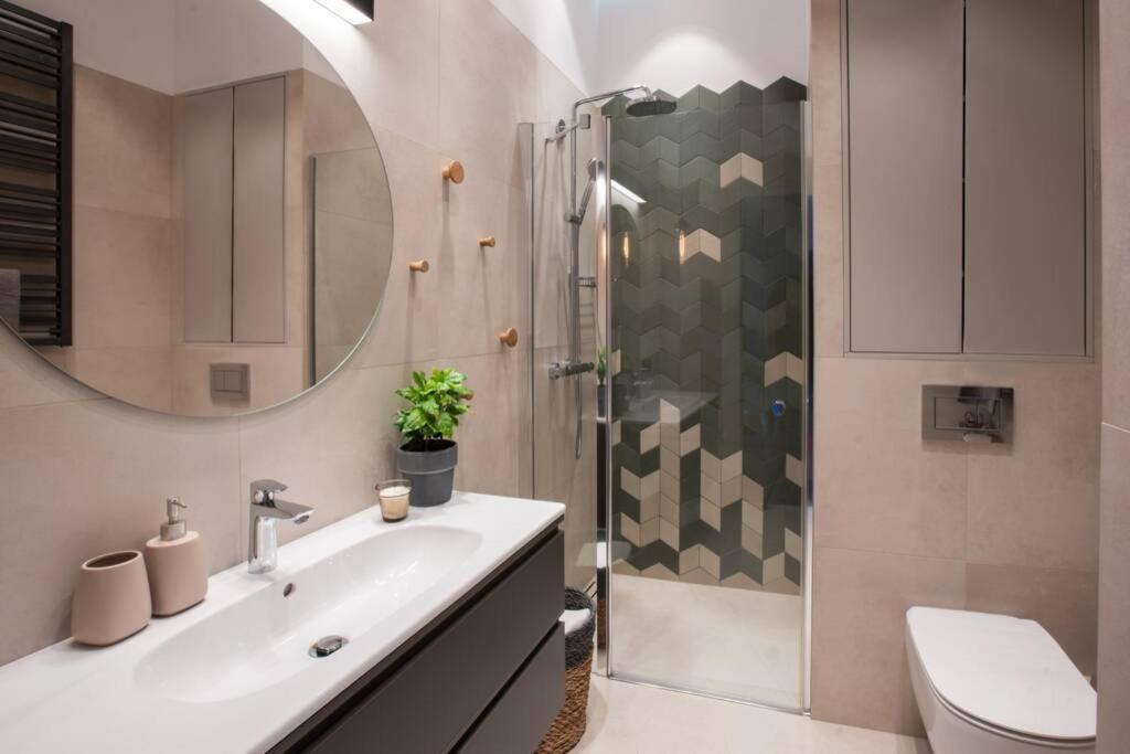 Elegant Apartment Luminis In Krakow'S Old City Buitenkant foto