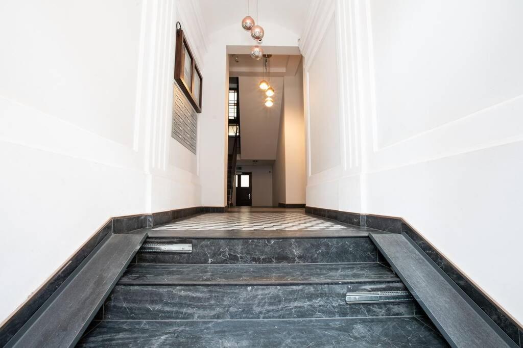 Elegant Apartment Luminis In Krakow'S Old City Buitenkant foto